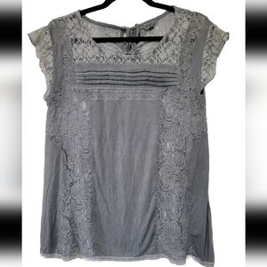 Pol Top Size Small with Lace Beautiful Gray